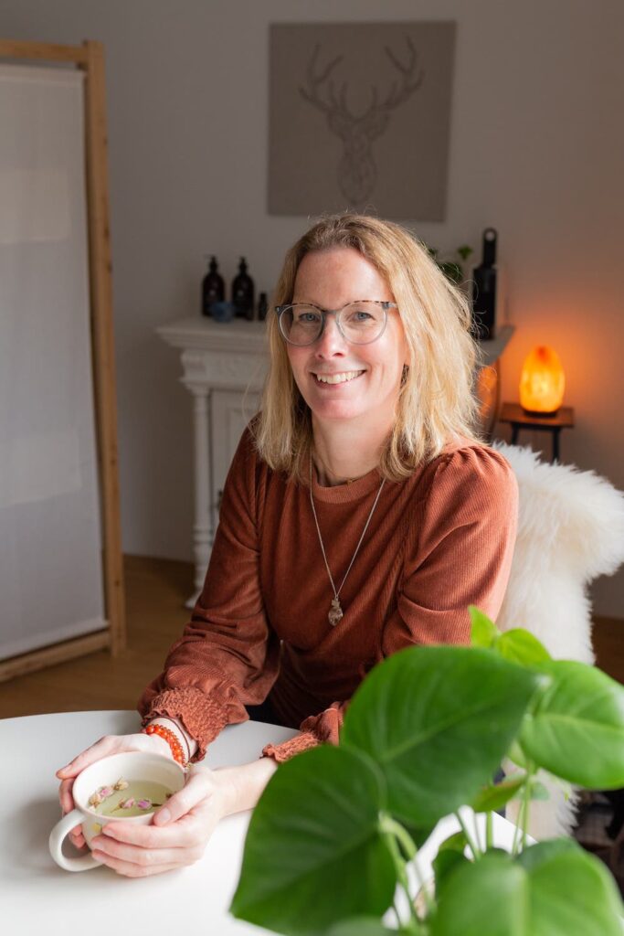 ROOS Aanrakingstherapie, voor Ontspannignsmassage en Reiki Massage Zeist